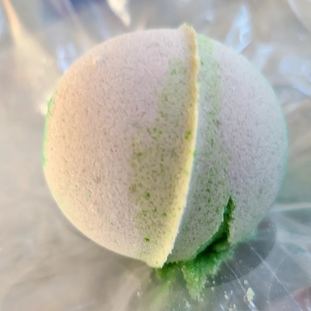 Homemade bath bomb - Picture 4 of 5